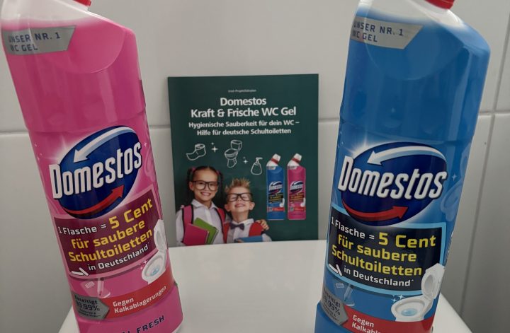 Domestos WC Gel Ocean Fresh und Floral Fresh im Vergleich