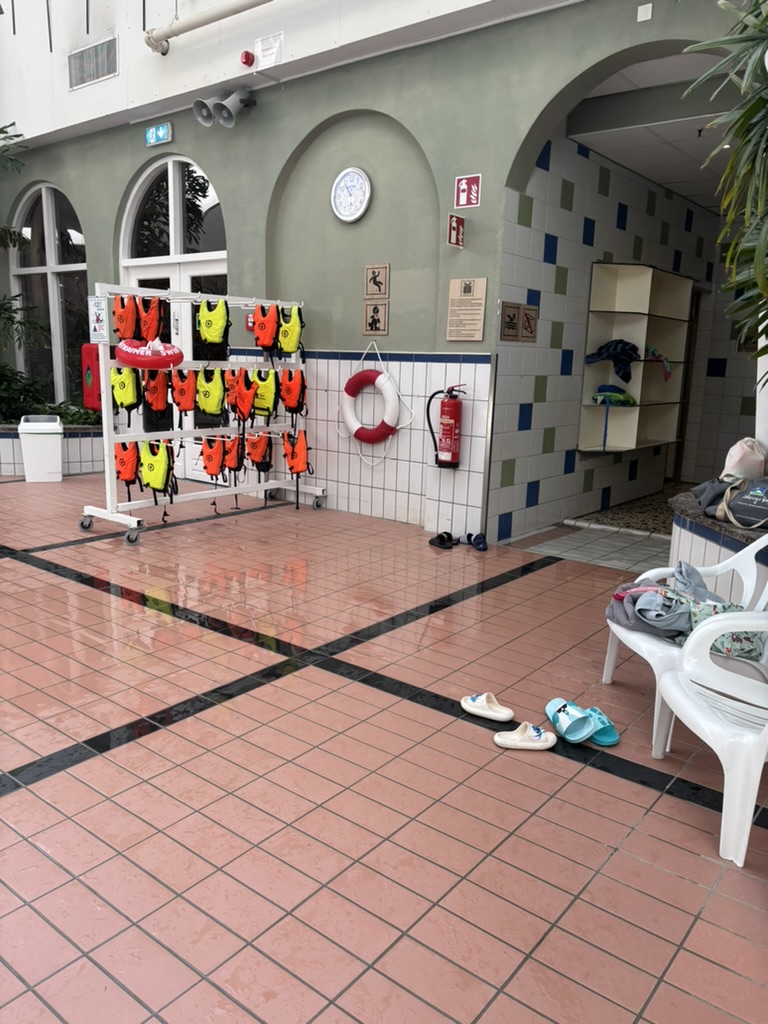Schwimmhilfen zum Ausleihen im Aqua Mundo Center Parcs Eifel