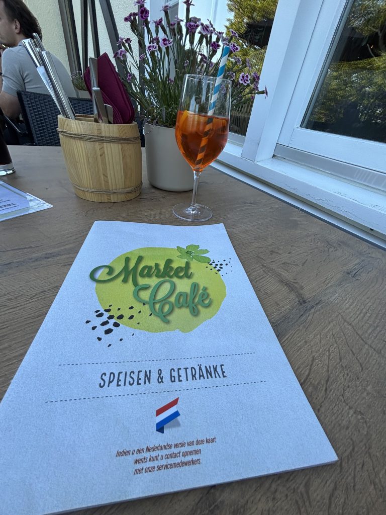 Erster Abend im Market Café im Center Parcs Eifel