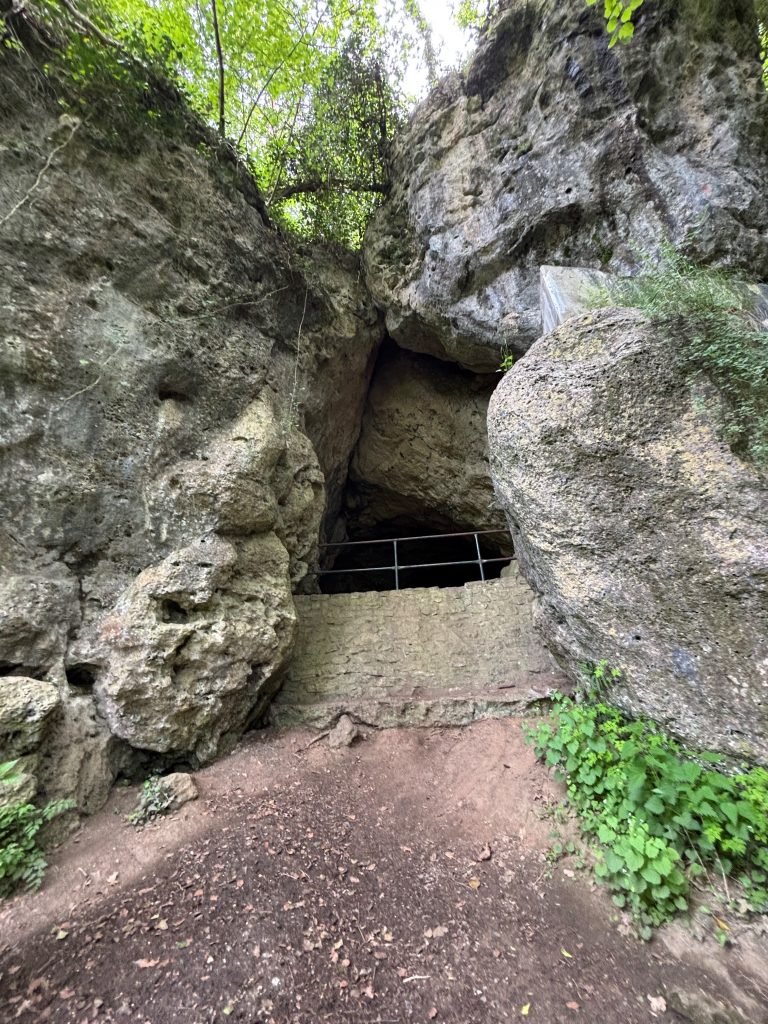 Große Kirche in der Kakushöhle Mechernich