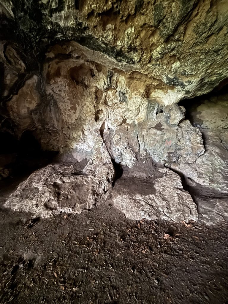 Innenbereich der Kakushöhle Mechernich
