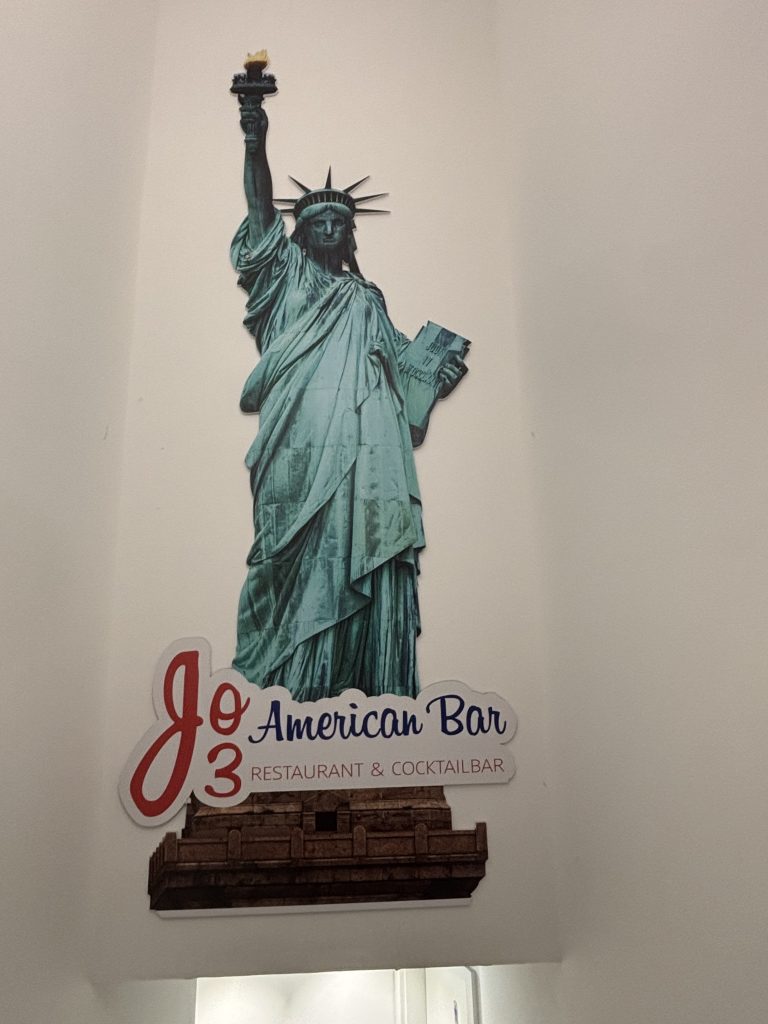 JO3 American Bar Restaurant als Ort der Familienfeier nach der Kommunion