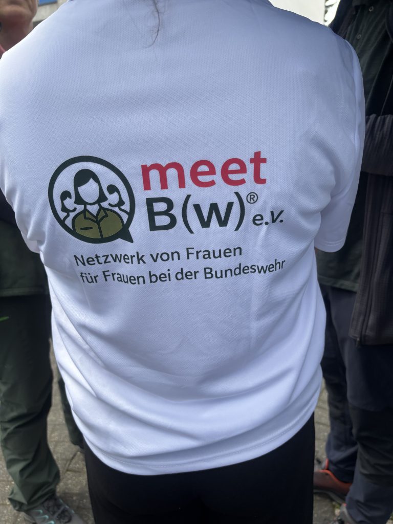 Meet B(w) Netzwerk der Frauen der Bundeswehr beim Veteranentag Euskirchen